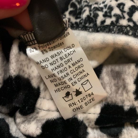 Leggings - Picture 2 of 3